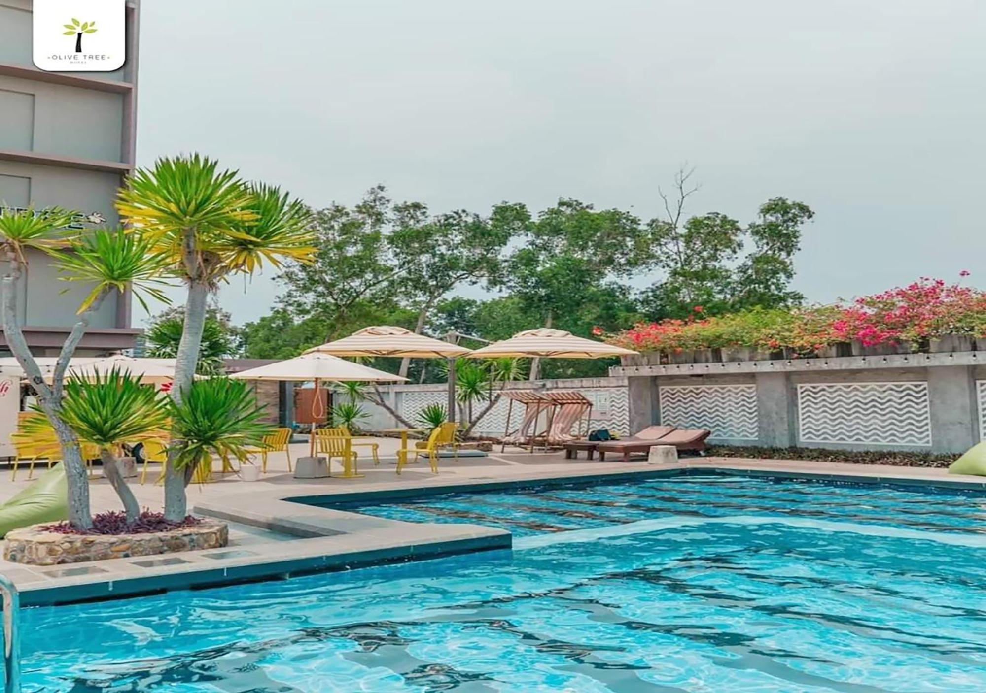 Olive Tree Hotel Pattaya Na Chom Thian Extérieur photo