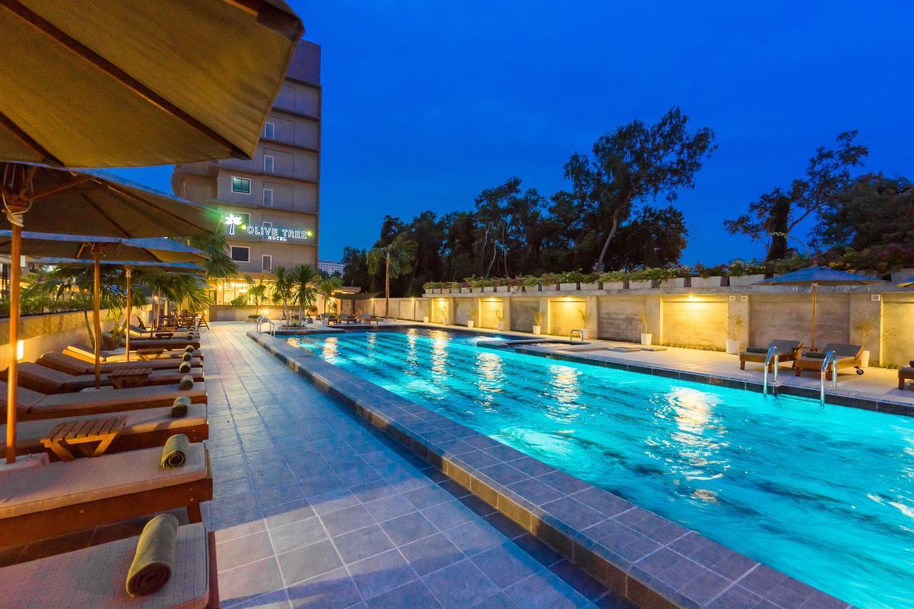 Olive Tree Hotel Pattaya Na Chom Thian Extérieur photo